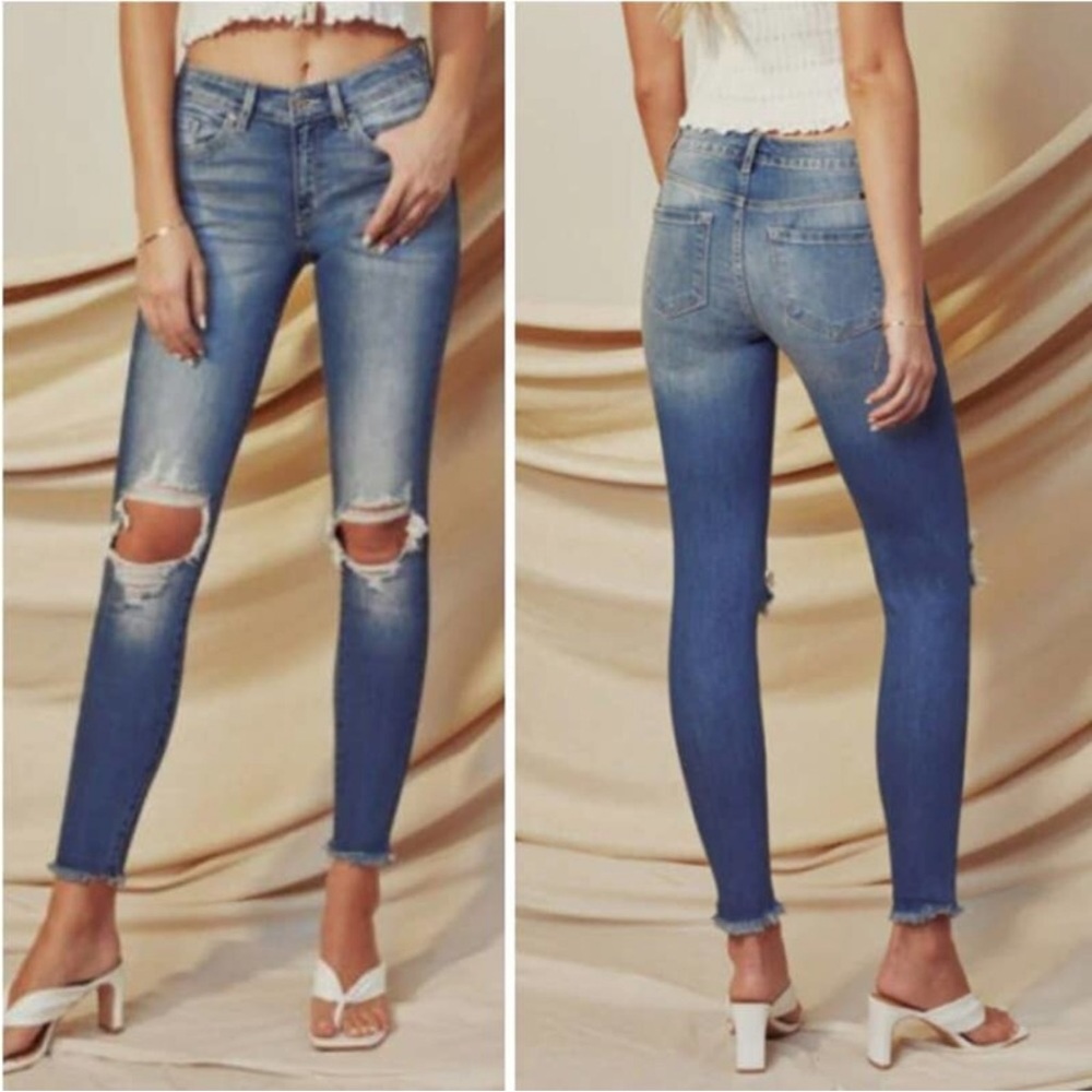 KANCAN Cassandra Mid Rise Ankle Skinny Jeans Distressed